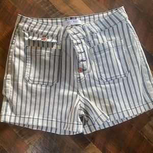 Judy Blue shorts. Size XLarge NWOT.